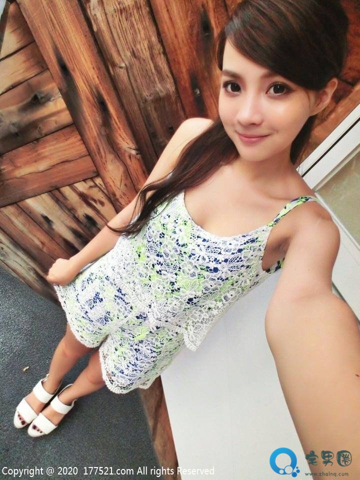 张玮庭(杜妍 , Bebe Du)写真资料
