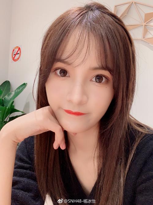 杨冰怡个人资料职业历程合集